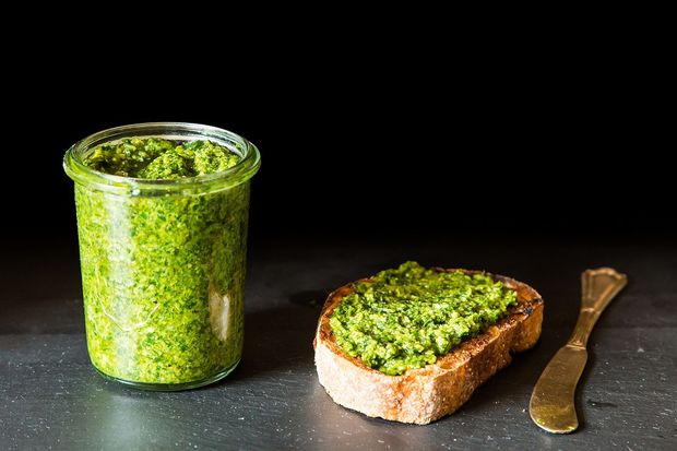 Vegan pesto recipe