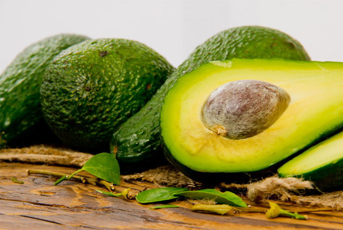 calories in half an avocado